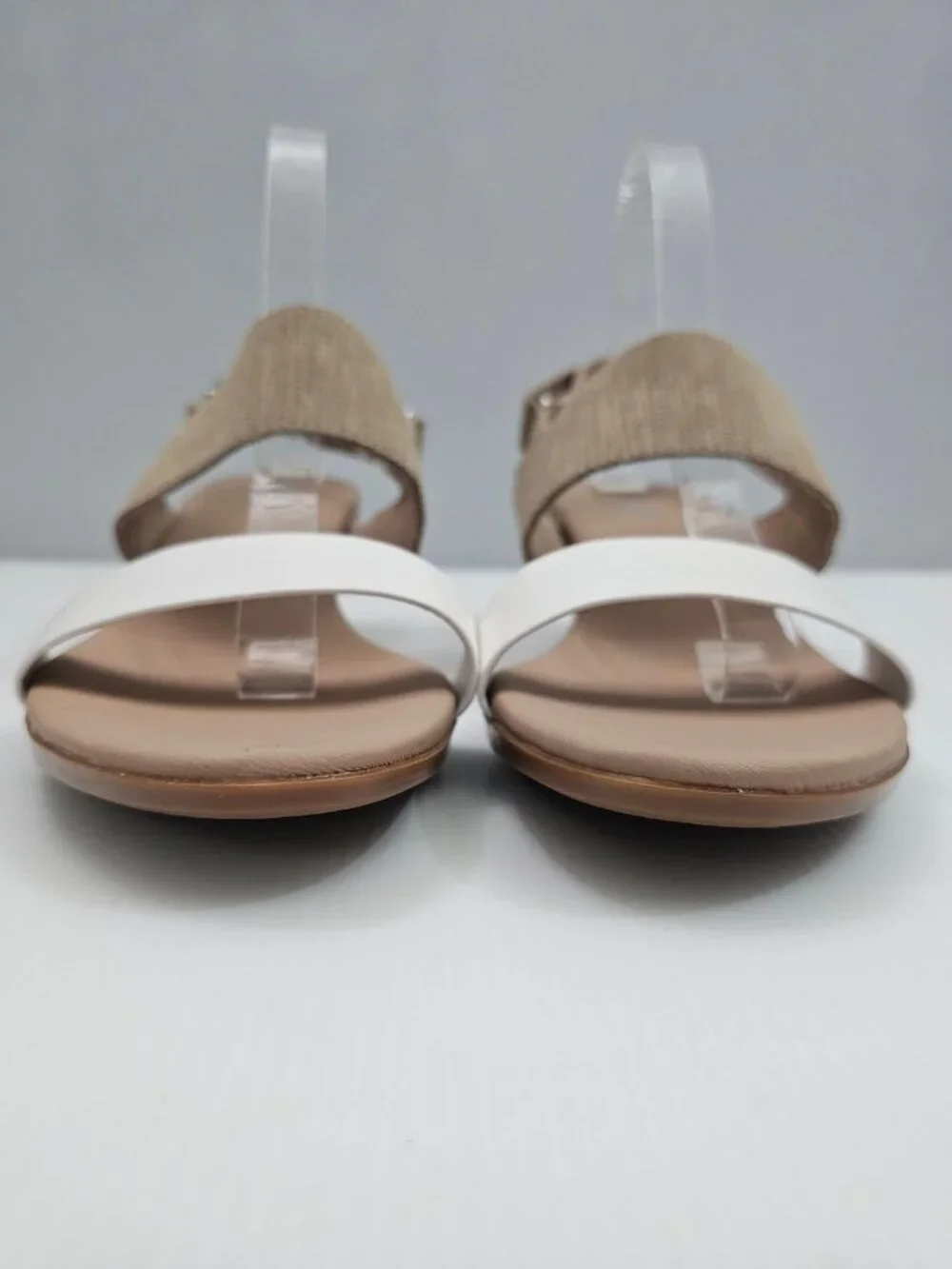 Munro Livia Slingback Sandals Womens 11.5 White Tan Leather Kitten Heel Comfort